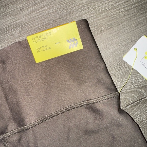 All in Motion Tan Leggings with Stretchy Fabric and Wide Waistband - Picture 3 of 5